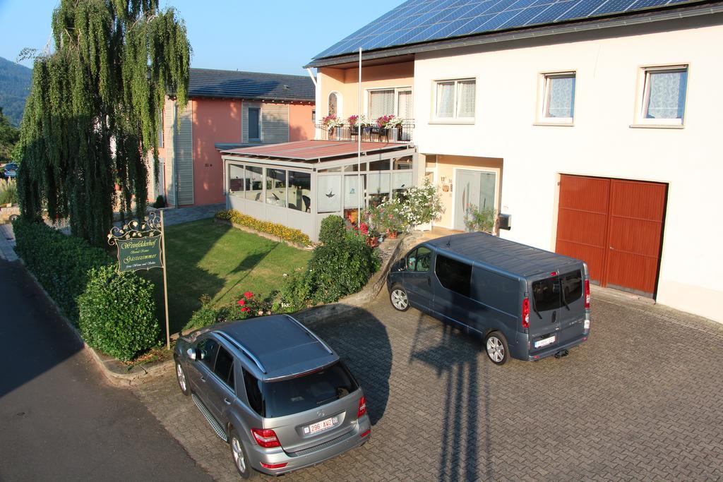 Weinfelderhof Hotel Krov Exterior photo