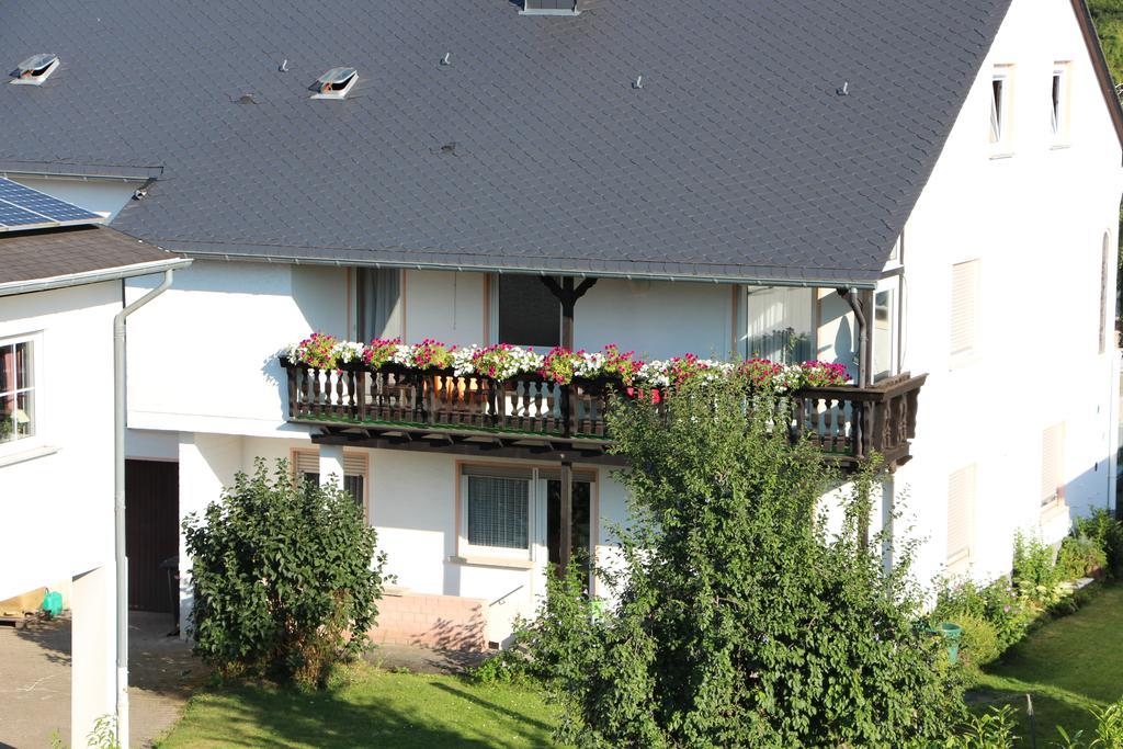 Weinfelderhof Hotel Krov Exterior photo